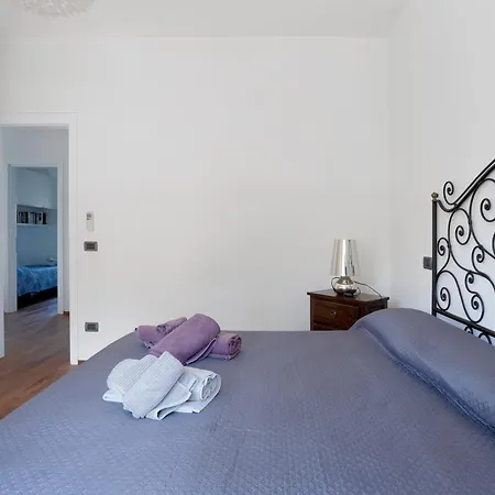 Sara Villa Camaiore